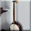 M02. Mitchell banjo. 
